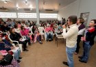 Prefeitura realiza brechó solidário com quase 2 mil peças no Cras do Jóquei Clube