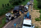 Colisão entre três carretas registra morte de idoso