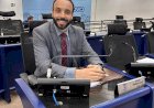 APROVADO PROJETO DE PROFESSOR JUARI QUE GARANTE MEIA-ENTRADA PARA ATÉ DOIS ACOMPANHANTES DE PESSOAS COM DEFICIÊNCIA