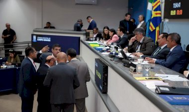 Vereadores votam dois projetos na sessão desta quinta-feira