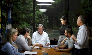 Governador se reúne com secretários para avaliar projetos e já inicia planejamento para 2025