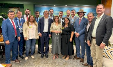 Prefeitos eleitos na busca de recursos em Brasília