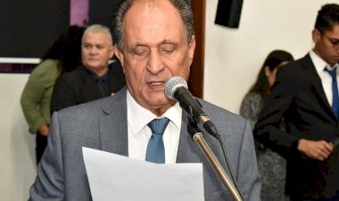 Zé Teixeira pede recapeamento da MS-080 e revitalização de praças