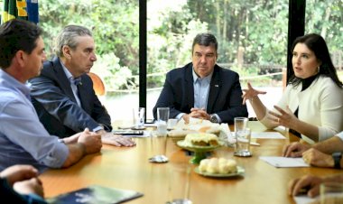 1º secretário debate endividamento rural e apoio ao agronegócio em MS