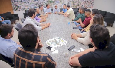 Vereadores reúnem-se com senador Nelsinho e discutem participação em definições de emendas