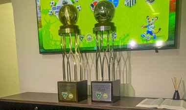Troféus do Estadual 2025 são revelados em reunião na FFMS e impressionam dirigentes de clubes