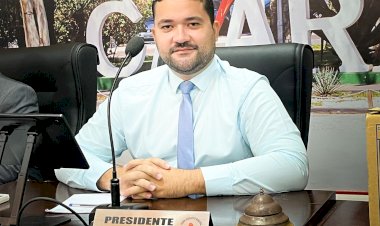 João Paulo do Dinho articula e Cristalina recebe 21 novos computadores para a Escola Padre José de Anchieta