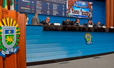 Deputados analisam quatro propostas nesta terça-feira