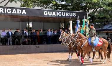 Prefeitura participa de celebração do Dia do Exército Brasileiro