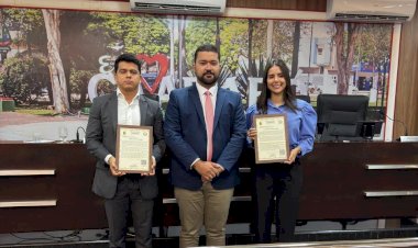João Paulo entrega Moção de Congratulação a delegados da Polícia Civil que atuaram em Caarapó
