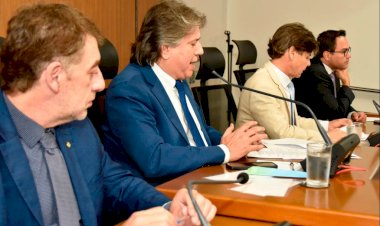 CCJR emite parecer favorável para revisão geral do subsídio dos servidores públicos