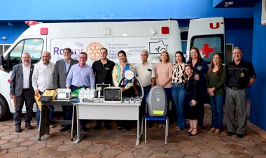Município de Ivinhema recebeu ambulância UTI