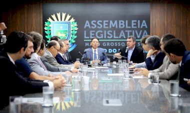 Nova arquitetura e conceito: Governo apresenta aos deputados expansão da infra e desafios da saúde em MS