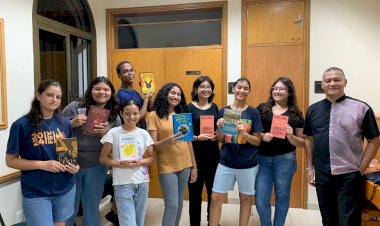 Clube do Livro mobiliza juventude campo-grandense para leitura e reflexão no Parque das Nações