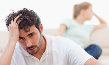 Postar ou não postar o parceiro: o que isso revela sobre o relacionamento?