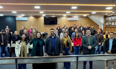 Câmara Municipal de Caarapó foi palco de um momento histórico para o desenvolvimento do município: o lançamento oficial do Programa Cidade Empreendedora,