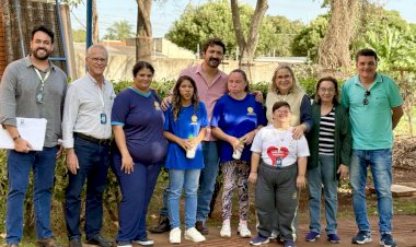 Vereador Flávio Cabo Almi visita o Centro de Educação Especial Girassol – CEDEG/APAE