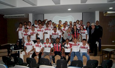 O Taveropolis apresentou elenco na noite desta  segunda feira em grande festa instituto Mirim em Campo Grande.