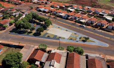 Município de Ivinhema entregou academia ao ar livre e brinquedos no Bairro Vitória