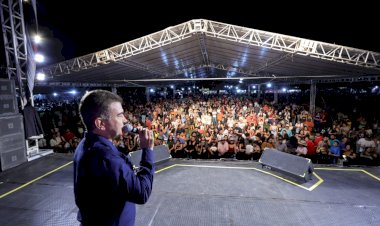 Com público recorde, Marçal abre 2ª Festa da Páscoa e destaca parcerias por Dourados