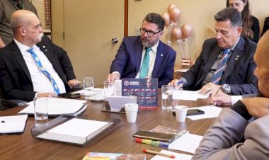 Pollon cobra Ministério da Justiça e articula solução para evitar colapso na renovação de registros de armas
