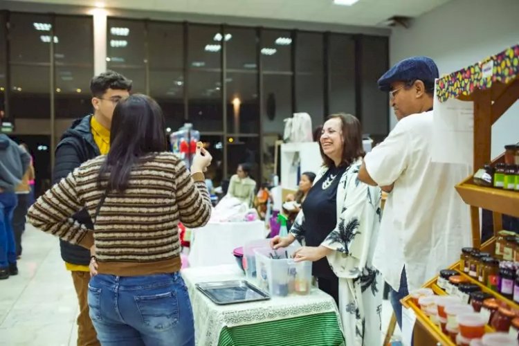 Feira da Reme e de Carros Antigos acontece no Centro de Convenções de Dourados