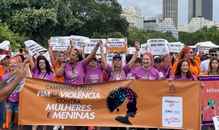Sancionada lei que protege mulheres de violência em bares e show