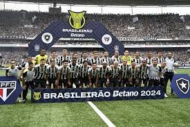 É tri! Botafogo vence o São Paulo e conquista o Brasileirão após 29 anos