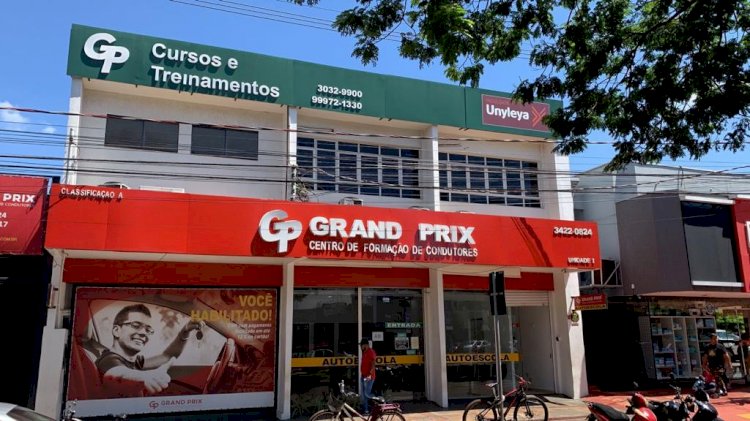 A auto escola Grand Prix e destaque  na cidade de Dourados -MS