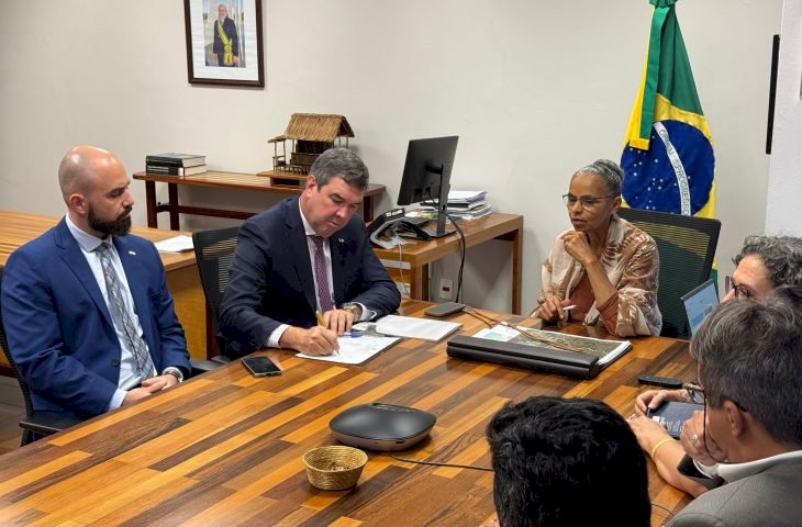 Governo de MS discute em Brasília ações de prevenção a incêncios e dragagem do Rio Paraguai