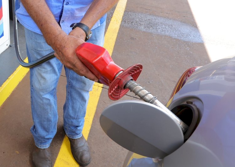 Preço médio da gasolina em Dourados é de R$ 6,44, aponta pesquisa do Procon