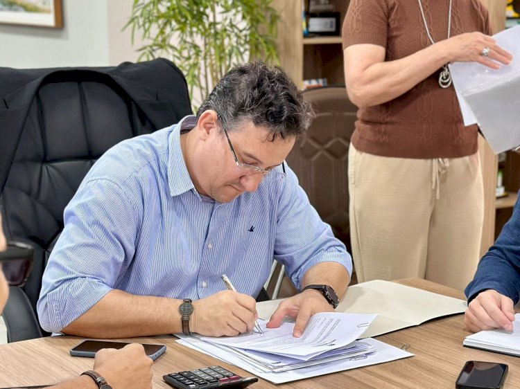 Prefeito Paleari anuncia aquisição de caminhão prancha com economia de mais de 23% para Nova Alvorada do Sul