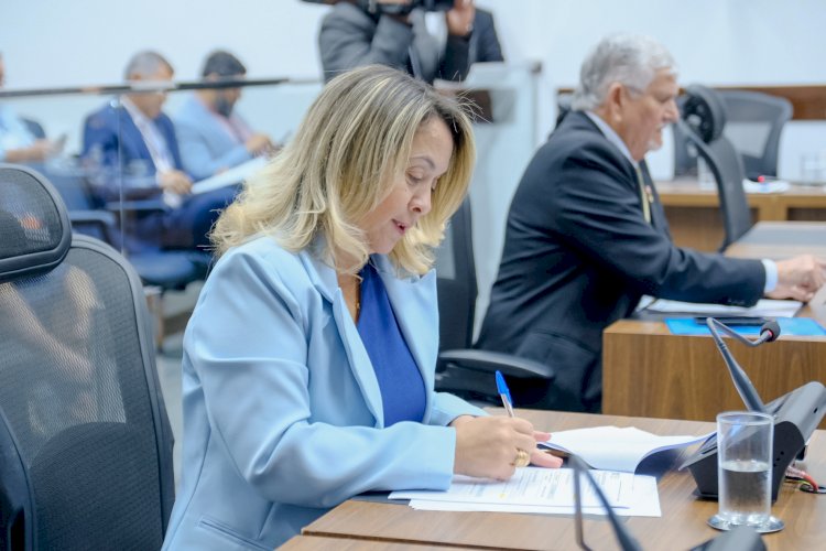 Lia Nogueira solicita recursos para garantir novo veículo à Saúde de Pedro Gomes