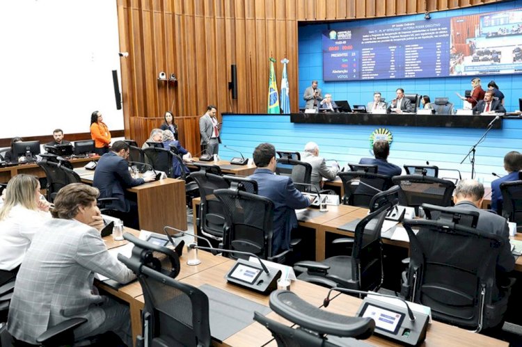 Deputados analisam 14 projetos em sessão ordinária nesta quarta-feira   Veja mais no site da ALMS: https://al.ms.gov.br/Noticias/143593
