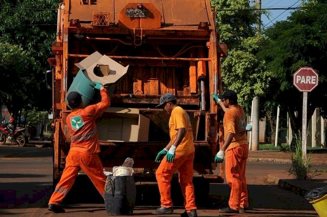 Prefeitura mantém coleta de lixo no feriado de 11 de outubro e Semsur faz plantão dias 11 e 12