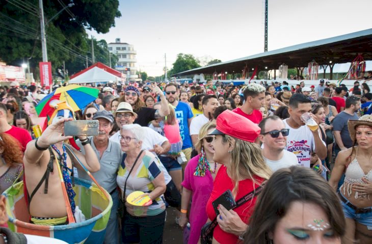 Com investimento de R$ 2,6 milhões, Carnaval de Campo Grande deve reunir mais de 100 mil foliões