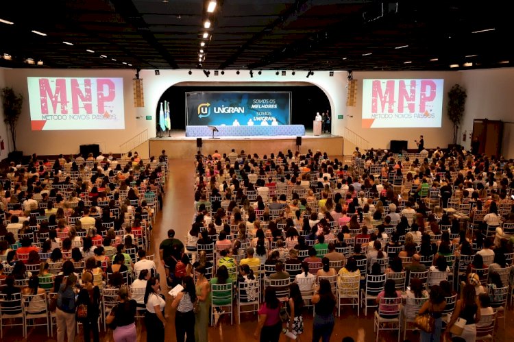 Prefeitura capacita professores e diretores para o início do ano letivo 2026