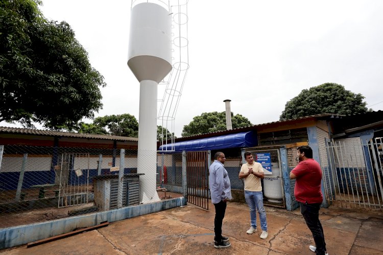 Prefeitura entrega caixa d’água da Escola Loide Bonfim e prefeito destaca Educação