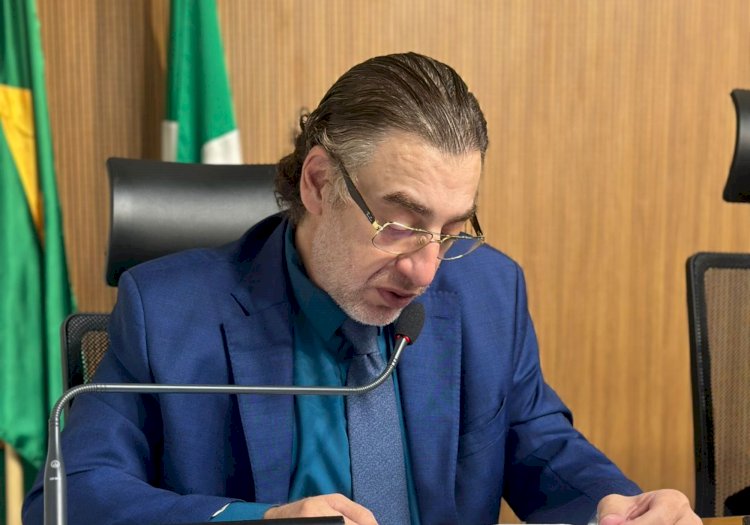 Educação avança em MS e Neno Razuk propõe reconhecimento ao trabalho do secretário Hélio Daher