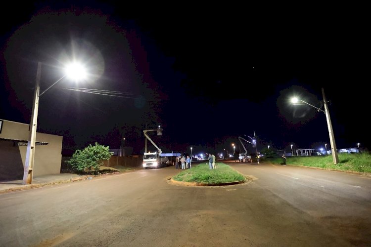 Prefeitura inicia processo de modernização da iluminação pública de Dourados
