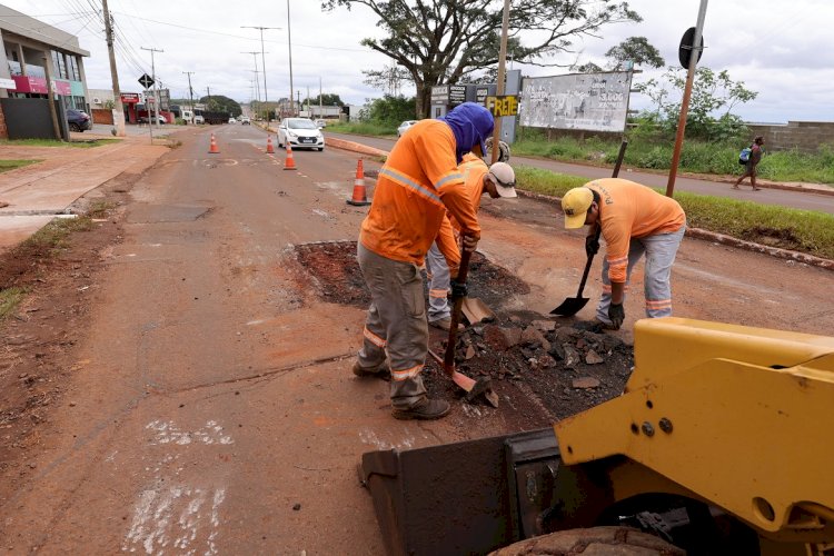 Prefeitura retoma recuperação de ruas e obras em erosão com pausa nas chuvas
